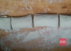 Illustration of how to make sesame pancakes 4