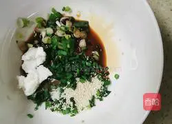 Illustration of how to make Chongqing noodles 6