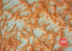 Illustration of how to make two-color carrot rolls 10