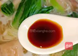 Illustration of how to make pork noodle soup 5
