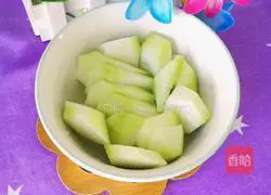 Bean sprouts and loofah soup recipe 3