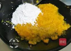 Illustration of how to make red bean, pumpkin and glutinous rice ball soup 4