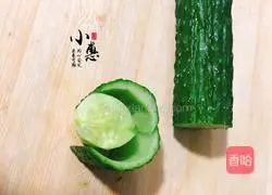 Illustration of how to make red radish and rose flowers 17