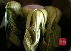 Illustration of how to make pork buns with vegetables, mushrooms and pork 1