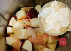 Illustration of how to make apple, red dates and rice paste 7