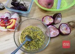 Illustration of how to make passion fruit 1