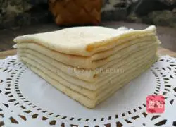 Illustration of how to make milk and egg pancakes 14