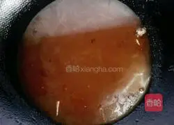 Illustration of how to make white pomfret in stone pot 8