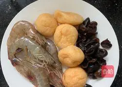 How to make loofah and fish curd soup Illustration 1