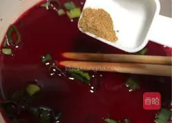 Illustration of how to make steamed pig blood soup 4