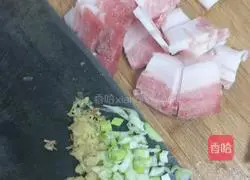 Illustration of how to make three fresh braised noodles (braised) 2