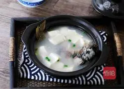Illustration of how to make crucian carp tofu soup 10