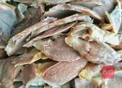 Illustration of how to make spicy duck gizzards 4