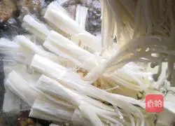 Enoki mushroom tofu soup recipe 11