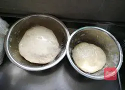 Illustration of how to make green radish meat buns 1