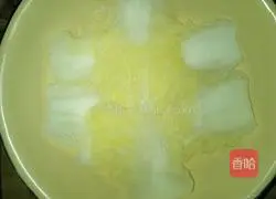 Illustration of how to make spicy boiled fish fillets 5