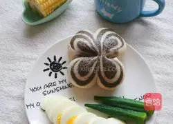 Black Sesame Illustration of how to make butterfly steamed buns 17