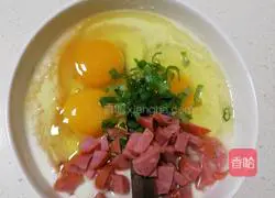 Illustration of how to make breakfast egg pancakes 2