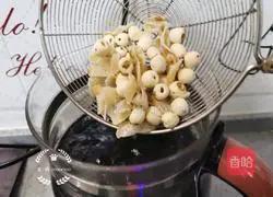 Black rice, lotus seeds and lilies soup recipe 6