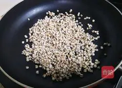 Red bean and coix seed soup recipe 3