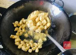 Pineapple Sweet and Sour Pork Recipe Illustration 2