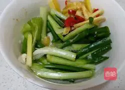 Illustration of Stir-fried Pipi Shrimp 2