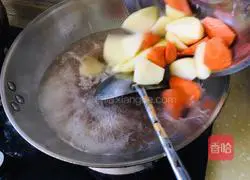 Illustration of how to make borscht at home 4