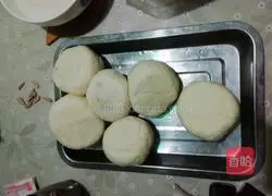 Illustration of how to make bean sprout buns 1