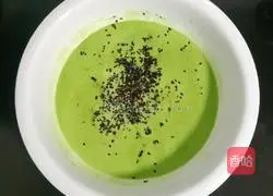 Illustration of how to make celery and sesame egg pancakes 7