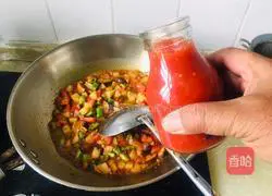 Illustration of how to make noodles with chicken, mushrooms and diced potatoes 7