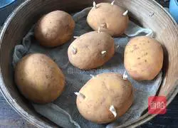 Potato steamed buns Illustration of how to do it 10