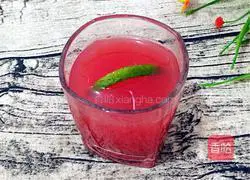 Illustration of how to make watermelon and lime drink 7