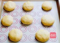  Illustrations of making exquisite and different wedding cakes 10