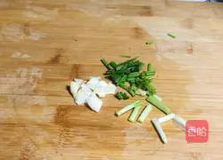 Tomato and Egg Spiral Noodles - Magic Flour Recipe Illustration 5