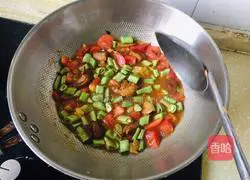 Illustration of Braised Pork Noodles 5