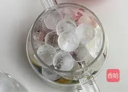 Illustration of how to make Sprite Green Orange Cranberry Drink 6