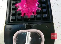 Dragon Fruit Egg Pancake Illustration of how to do it 8