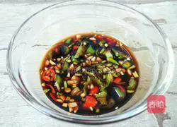 Illustration of how to make cold double ears 7