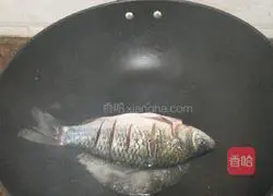 Cross carp Illustration of how to make tofu soup 4