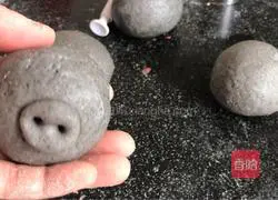 Flower small Illustration of how to make pig steamed buns 5