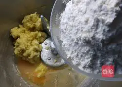 Illustration of how to make cornmeal cake 10