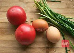 Illustration of how to make simple and delicious tomato and egg soup in 5 minutes 1