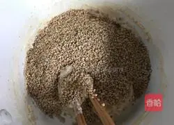 Illustration of how to make chili crisps 5