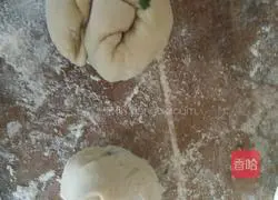 Oil Illustration of how to make green onion pancakes and fermented dough pancakes 11