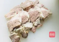 Illustration of how to make beef braised jelly 1