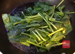 Spinach and Pork Liver Soup Recipe Illustration 8