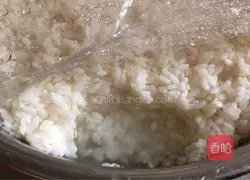 Illustration of how to make rice wine 5