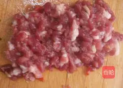 Illustration of how to make mixed noodles 4