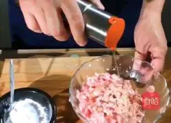 Winter Melon Meatball Soup Recipe Illustration 3