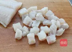 Illustration of how to make tomato, dragon and fish soup 1